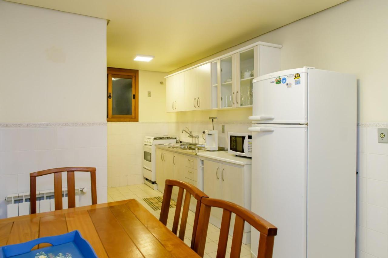 Apartamento Amplo E Aconchegante Na Av Das Hortencias No Centro De Gramado Exterior foto